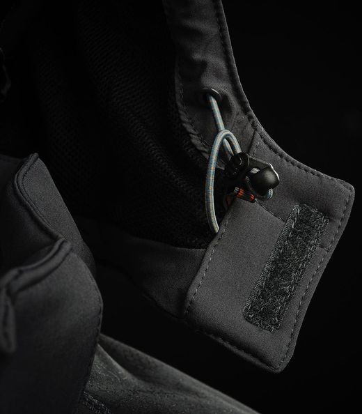 Repeller gefütterte Kapuzen-Softshell
