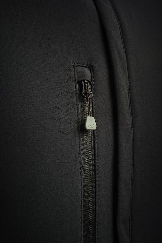 Repeller gefütterte Kapuzen-Softshell