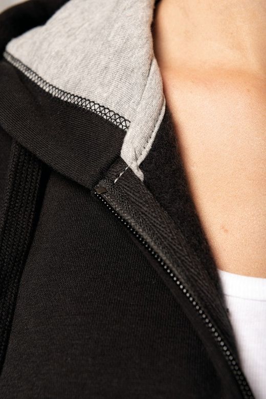 HOODIE UND ZIPPER