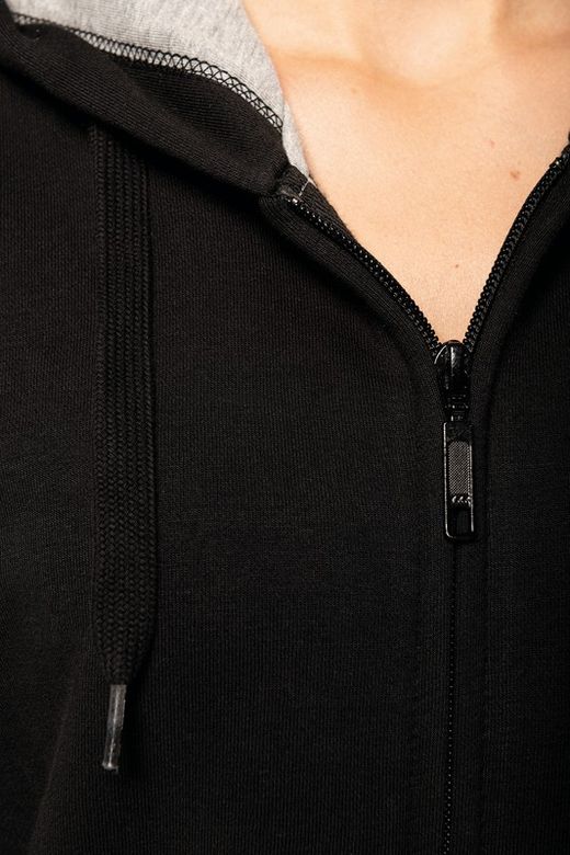 HOODIE UND ZIPPER