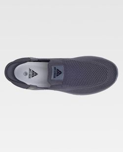 Zapatilla de color Gris