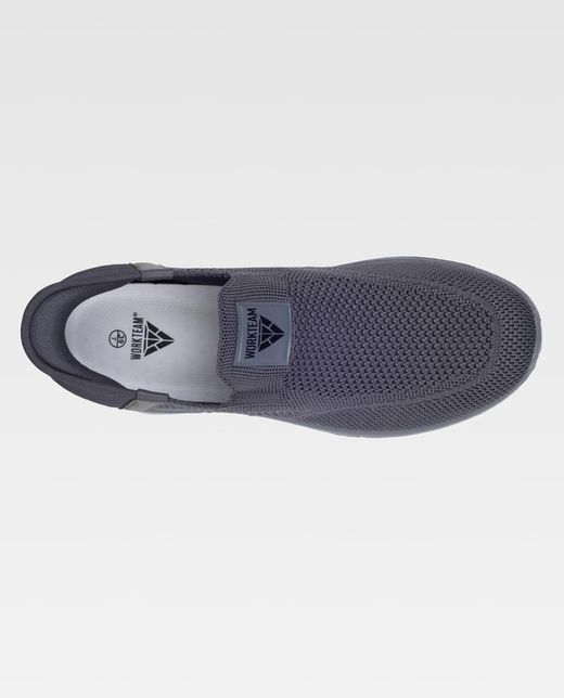 Zapatilla de color Gris