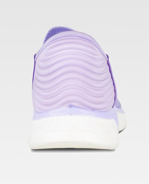 Zapatilla de color Lila