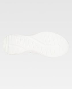 Zapatilla de color Negro