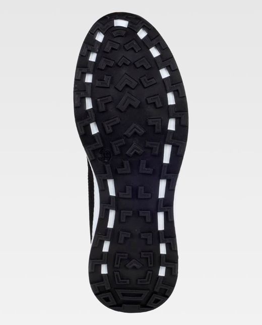 Zapatilla de color Negro | PROTECCIÓN