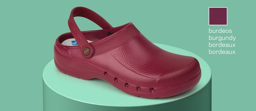 Ultralight EVA clog, latex free, monocoque, anatomical and non-slip.